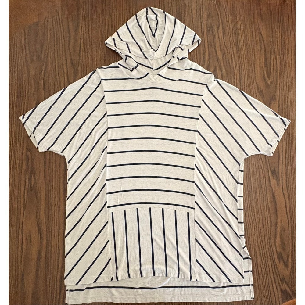 Zenergy by Chico's Hoodie Short Sleeve Striped 3 Petite (L/XL) Oatmeal Navy ⛱️